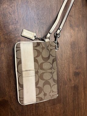 Coach Khaki & Chalk Signature Canvas Wristlet